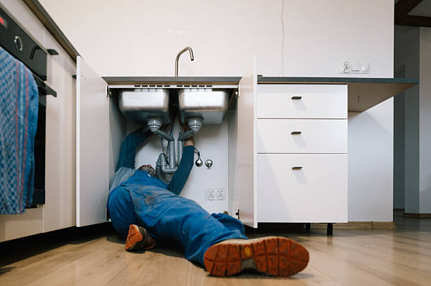 Professional Pipe Repair technician working in Rutledge, GA